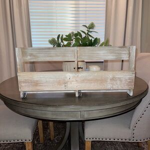 Entryway Wall Organizer and Key Holder